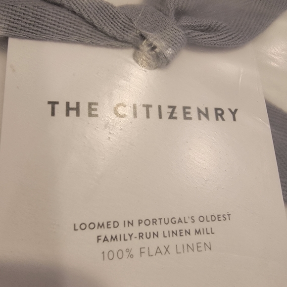 The Citizenry Stonewashed Linen Sheet Set Crafted in Portugal,Queen White NWT! - Picture 10 of 10